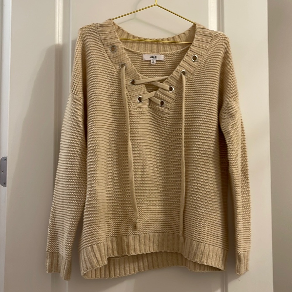 BB Dakota sweater